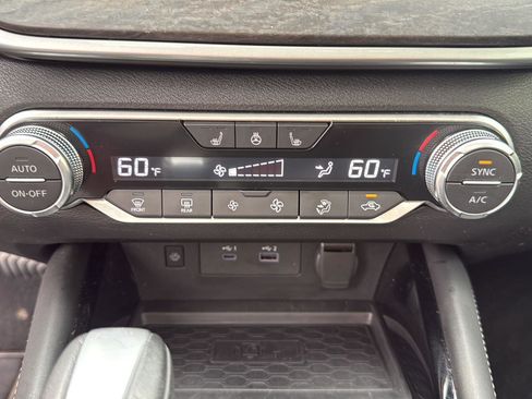 Used 2023 Nissan Altima 2.5 SL FWD image 26