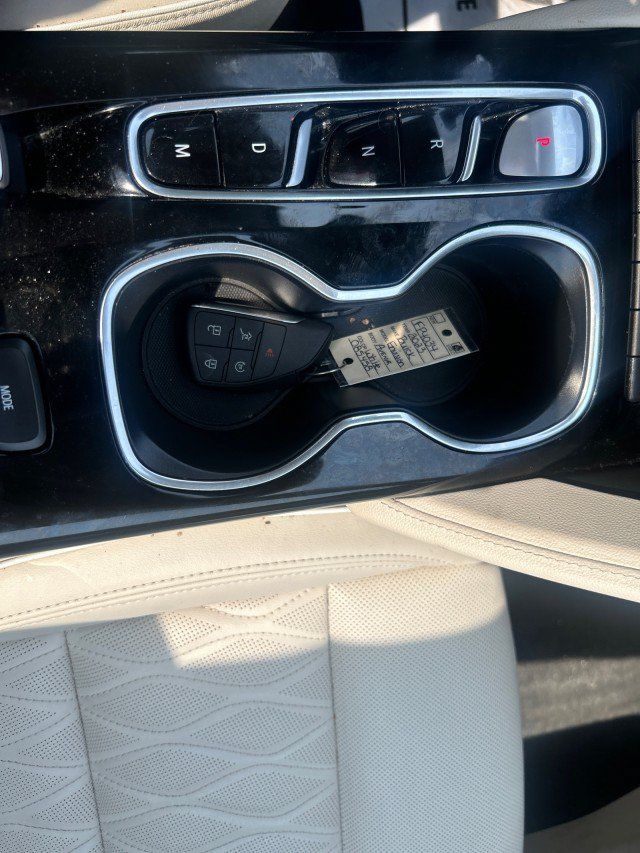 Used 2023 Buick Envision Avenir AWD/4WD image 23