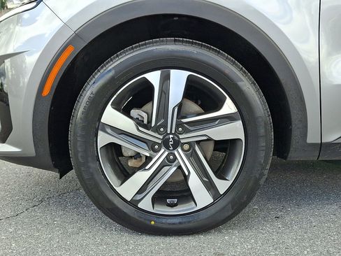 Used 2023 Kia Sorento SX Prestige w/ Panoramic Sunroof Package AWD/4WD image 10
