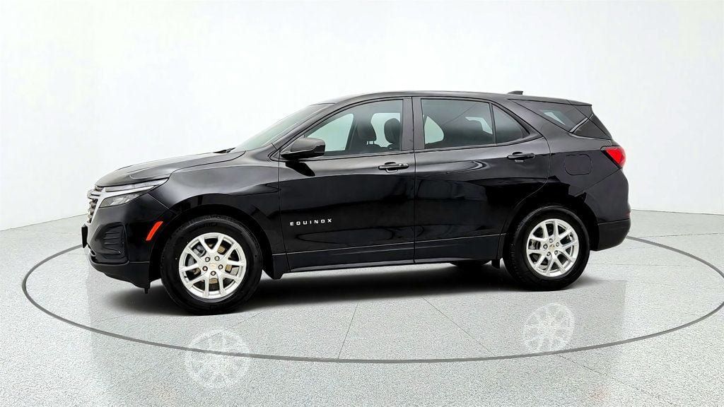 Used 2024 Chevrolet Equinox LS FWD image 8