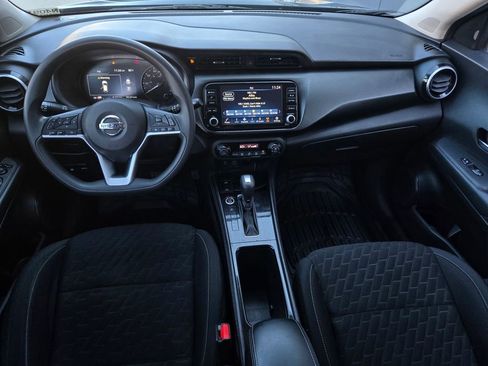 Used 2021 Nissan Kicks SV FWD image 15