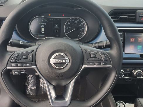 New 2025 Nissan Versa SV w/ Trunk Package image 16