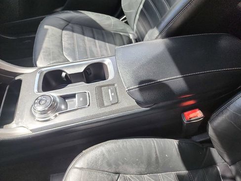 Used 2017 Ford Fusion SE w/ Fusion SE Technology Package FWD image 24