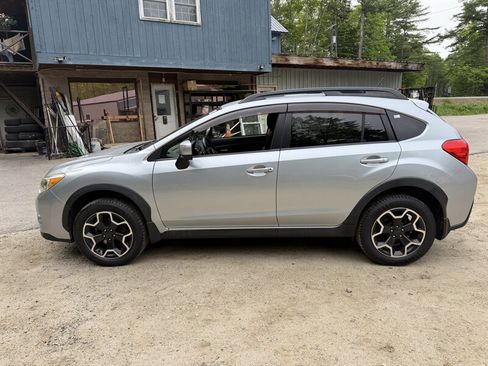 Used 2013 Subaru Crosstrek 2.0i Limited AWD/4WD image 8
