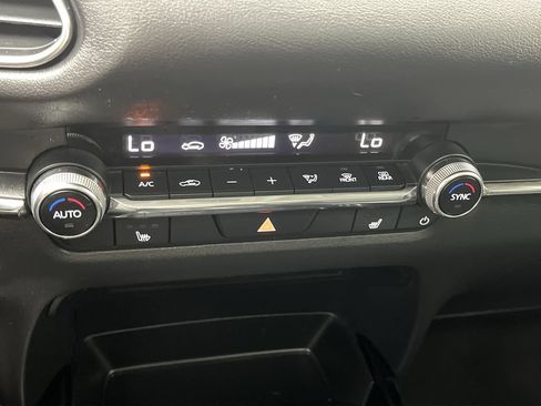 Certified 2024 MAZDA CX-30 AWD 2.5 S w/ Preferred Package image 20