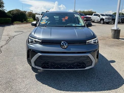 Used 2025 Volkswagen Taos S AWD/4WD image 2