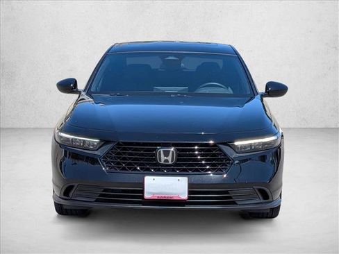 Used 2024 Honda Accord Sport image 2