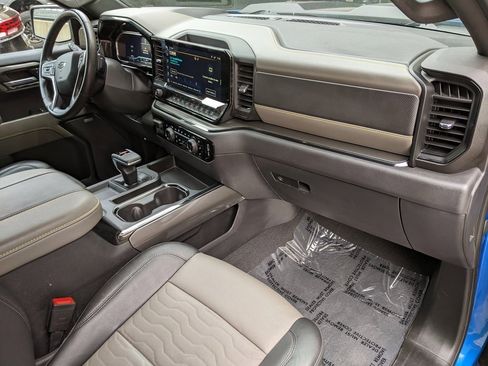 Used 2023 Chevrolet Silverado 1500 ZR2 w/ Technology Package image 22