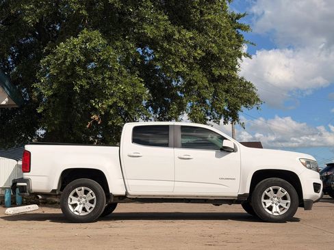Used 2019 Chevrolet Colorado LT RWD image 2