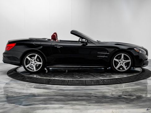 Used 2017 Mercedes-Benz SL 550 image 20