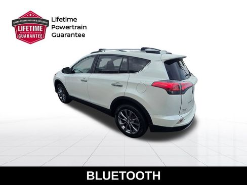 Used 2018 Toyota RAV4 Limited FWD image 3