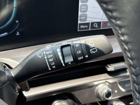 Used 2025 Kia Telluride S AWD/4WD image 26