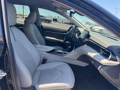 Used 2024 Toyota Camry XLE FWD image 18