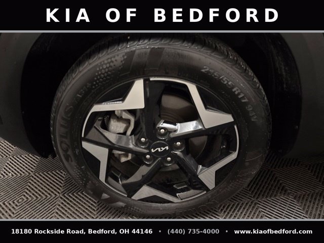 Certified 2025 Kia Seltos EX AWD/4WD image 27