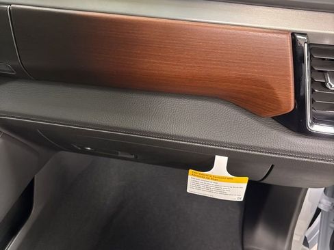 New 2026 GMC Sierra 2500 Denali w/ Denali Reserve Package image 40