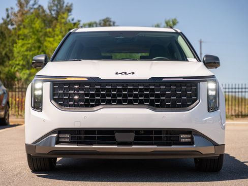 New 2026 Kia Carnival SX FWD image 2