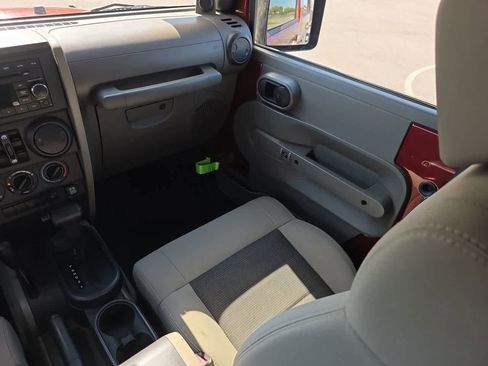 Used 2008 Jeep Wrangler X image 11