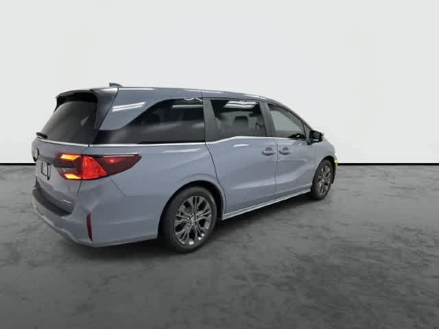 New 2027 Honda Odyssey Touring image 4