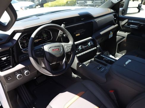 New 2026 GMC Sierra 3500 AT4 w/ AT4 Premium Plus Package AWD/4WD image 12