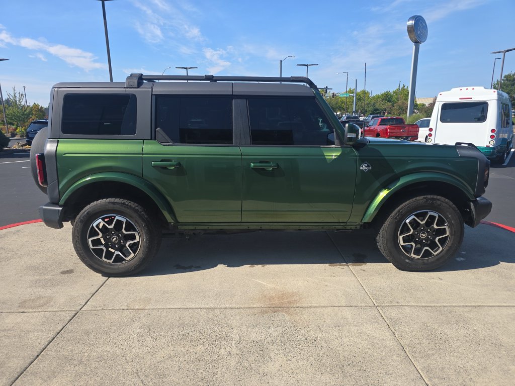 Used 2022 Ford Bronco Outer Banks AWD/4WD image 5