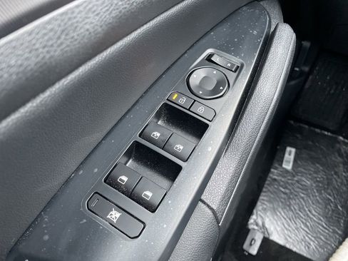 New 2026 Kia Sportage EX image 23