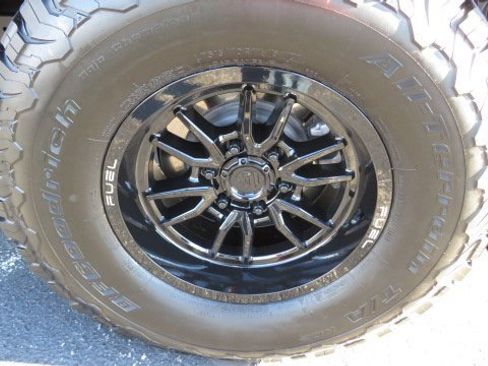 Certified 2022 Ford F150 Raptor w/ Equipment Group 801A High image 31