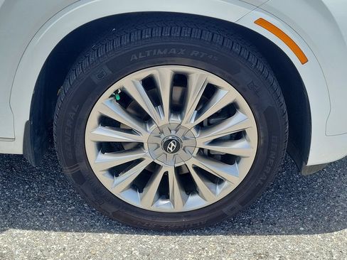Used 2020 Hyundai Palisade Limited FWD image 6