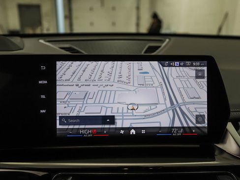 New 2026 BMW X1 xDrive28i w/ Technology Package image 16