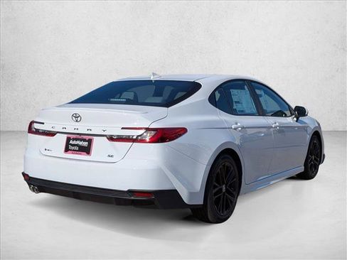 New 2026 Toyota Camry SE image 2
