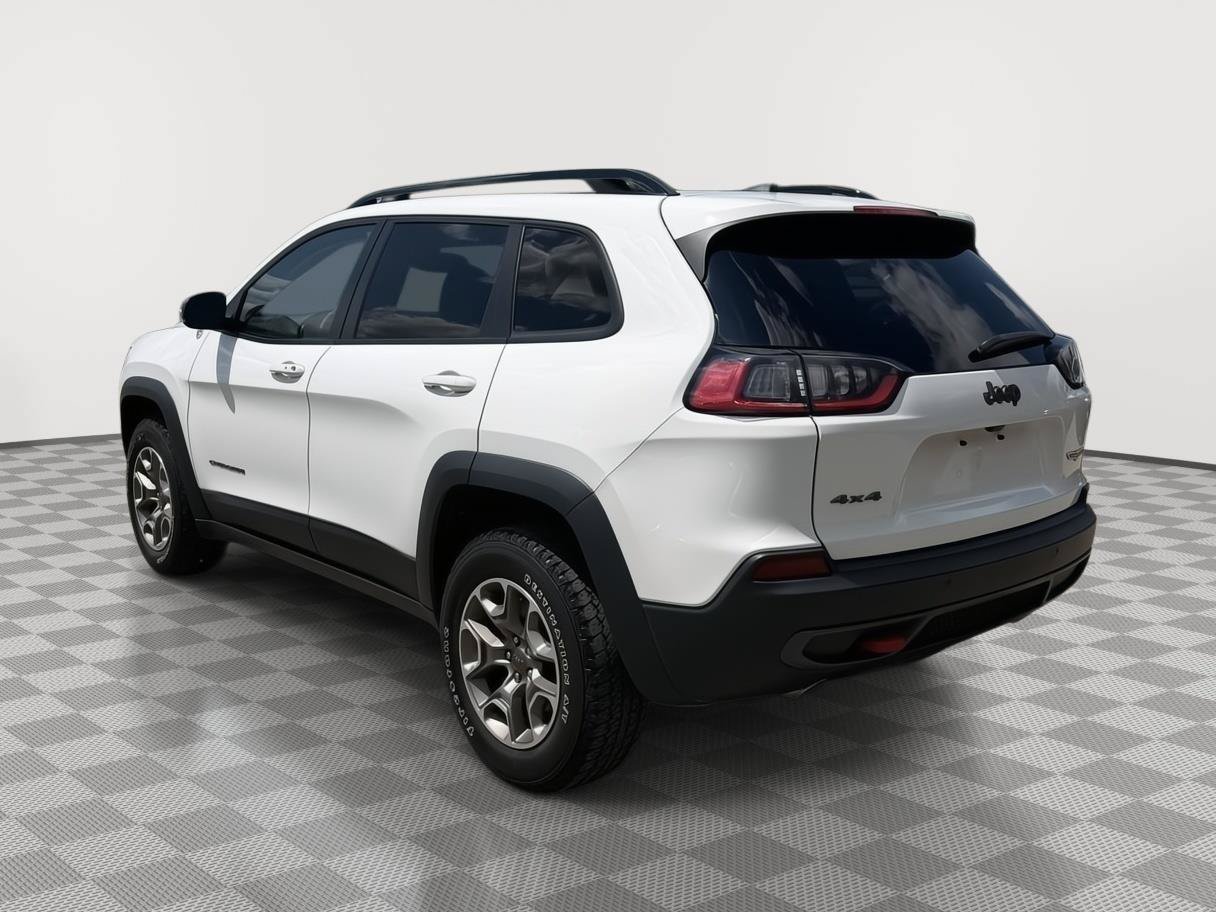 Used 2022 Jeep Cherokee Trailhawk w/ Sun, Sound & Nav Group AWD/4WD image 5