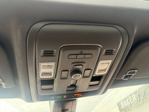 Used 2022 Chevrolet Tahoe High Country image 31