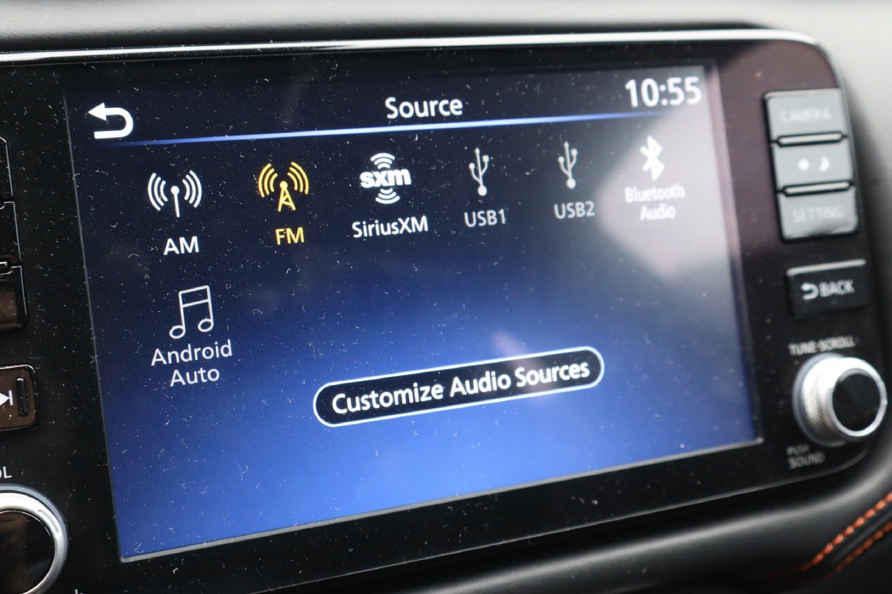 Used 2024 Nissan Versa SR w/ Trunk Package FWD image 8