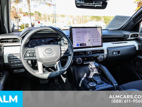 Used 2024 Toyota Tacoma TRD Off-Road image 24