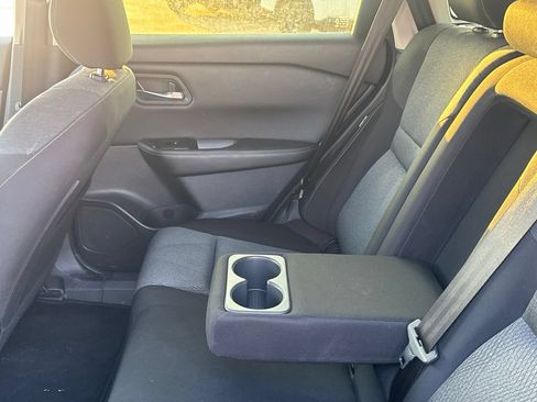 Certified 2024 Nissan Rogue SV FWD image 41