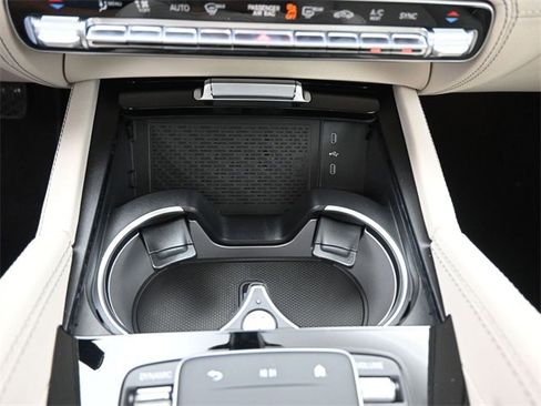 New 2025 Mercedes-Benz GLE 450 4MATIC image 3