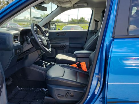 Certified 2025 Ford Maverick Lobo AWD/4WD image 19
