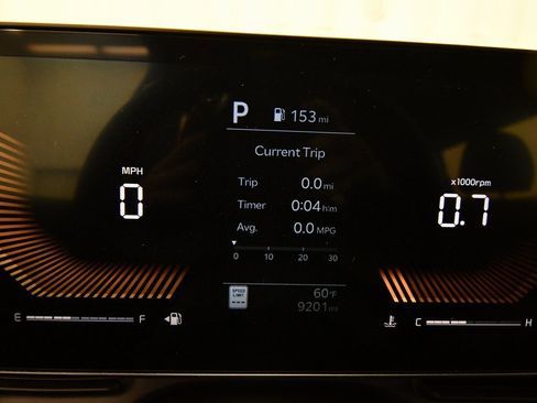 Certified 2025 Kia Carnival EX image 22