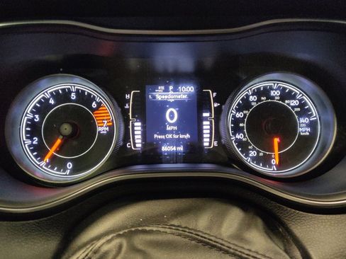 Used 2020 Jeep Cherokee Latitude image 23