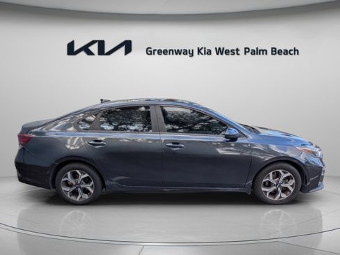Used 2019 Kia Forte LXS image 8