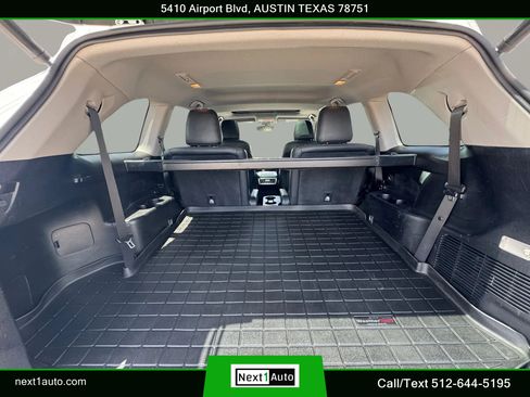 Used 2018 Toyota Highlander Limited FWD image 33