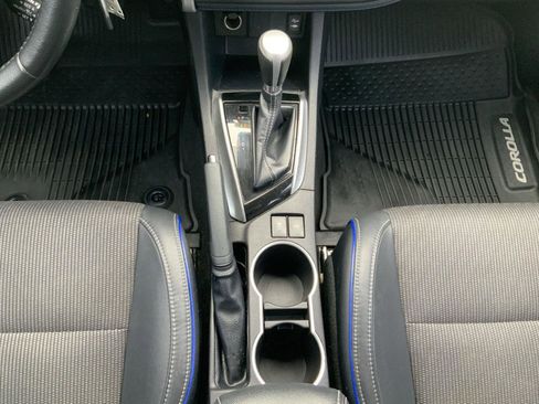 Used 2019 Toyota Corolla SE image 39