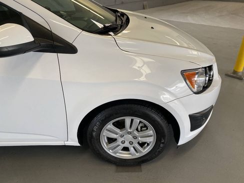 Used 2014 Chevrolet Sonic LT FWD image 21
