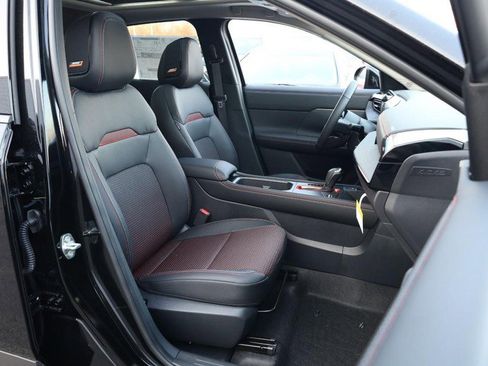 New 2026 Nissan Kicks SR w/ SR Premium Package image 27