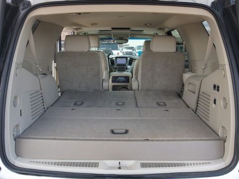 Used 2015 GMC Yukon Denali w/ Premium Package AWD/4WD image 34