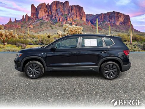 Used 2022 Volkswagen Taos S image 3