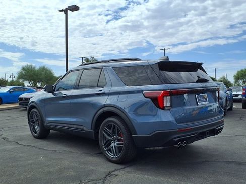 Certified 2025 Ford Explorer ST AWD/4WD image 4