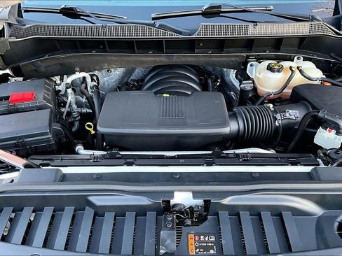 Used 2022 Chevrolet Silverado 1500 LT Trail Boss w/ Convenience Package II image 21