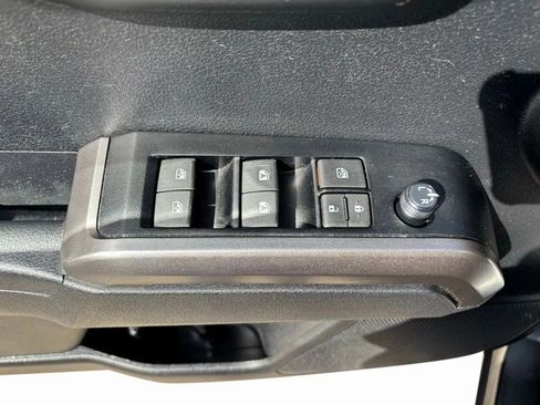 Used 2023 Toyota Tacoma SR5 image 22