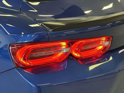 Used 2023 Chevrolet Camaro LT w/ Technology Package image 10