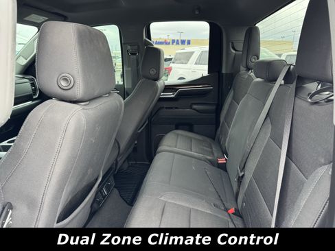 Used 2023 GMC Sierra 1500 Elevation image 5